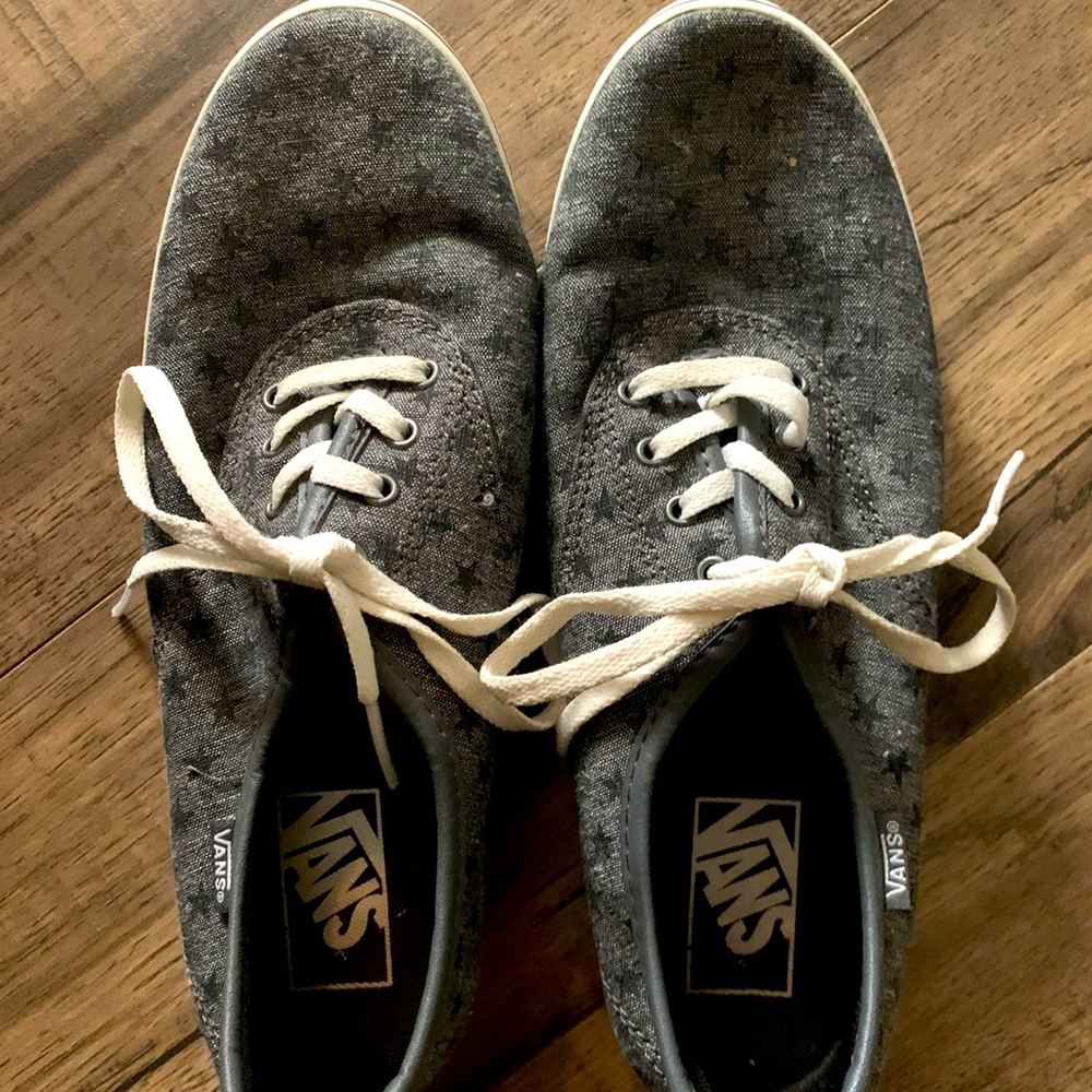 Vans Tennis Shoes size 7.5
